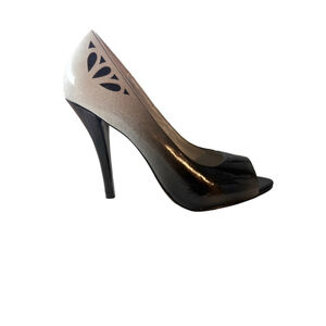 NWOT Bakers Peep toe heels black size 7.5 Y2K early 2000s